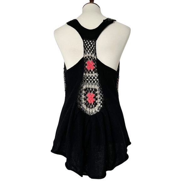 Free People Women's Black Granny Square Crochet Racerback Tank Top Size Small - Picture 6 of 12